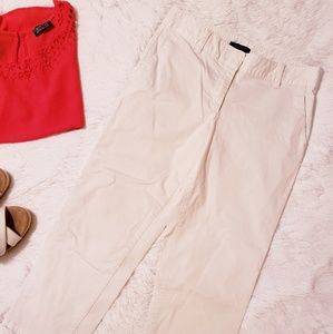 Ann Taylor white pants 4P